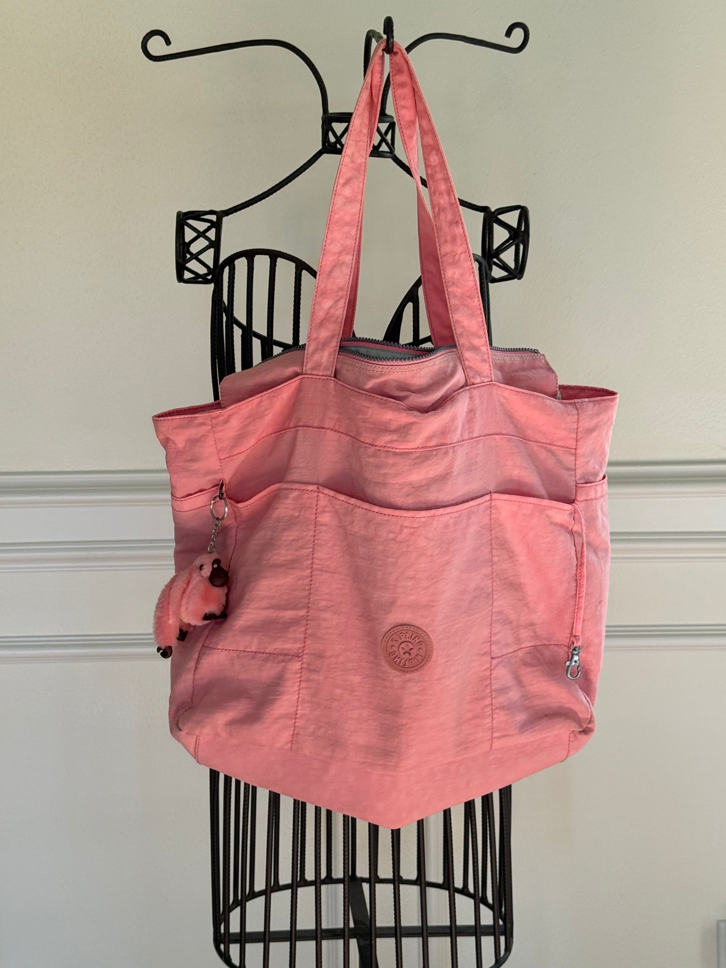 pre owned duffel bag