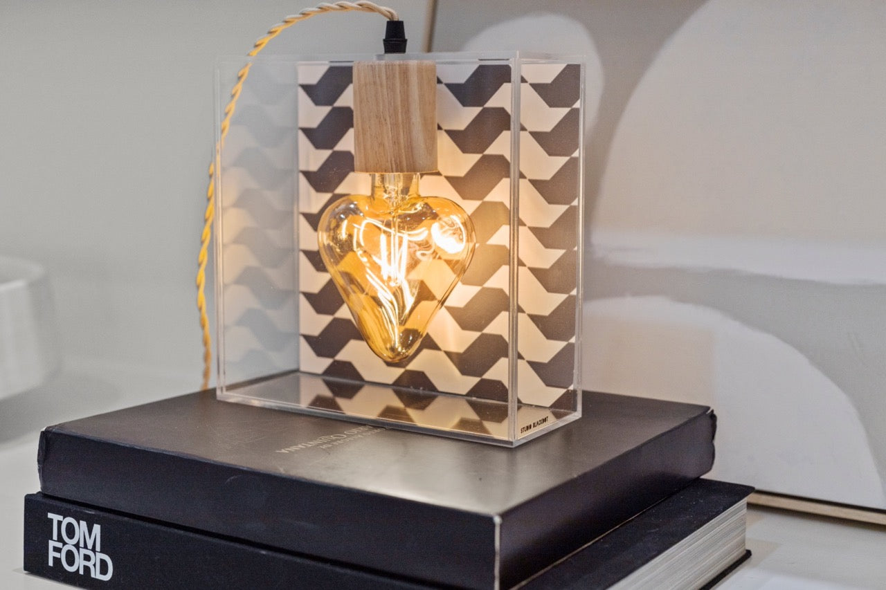 The Bright Heart Lamp - Fran & Studio Black Dot